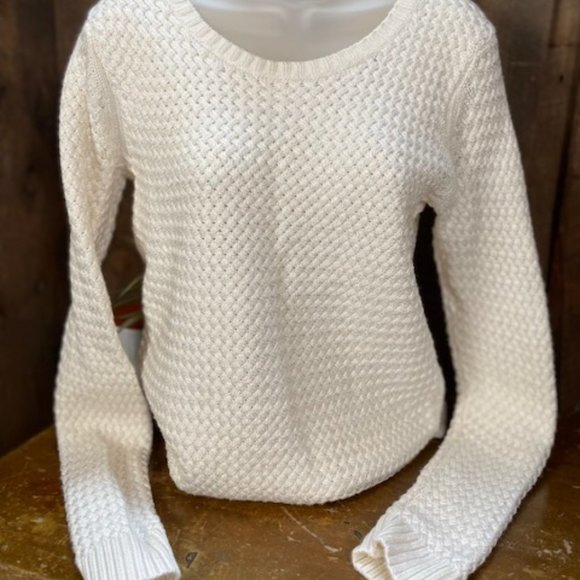 Banana Republic Cream Shimmer Sweater, Size Small - Picture 2 of 10